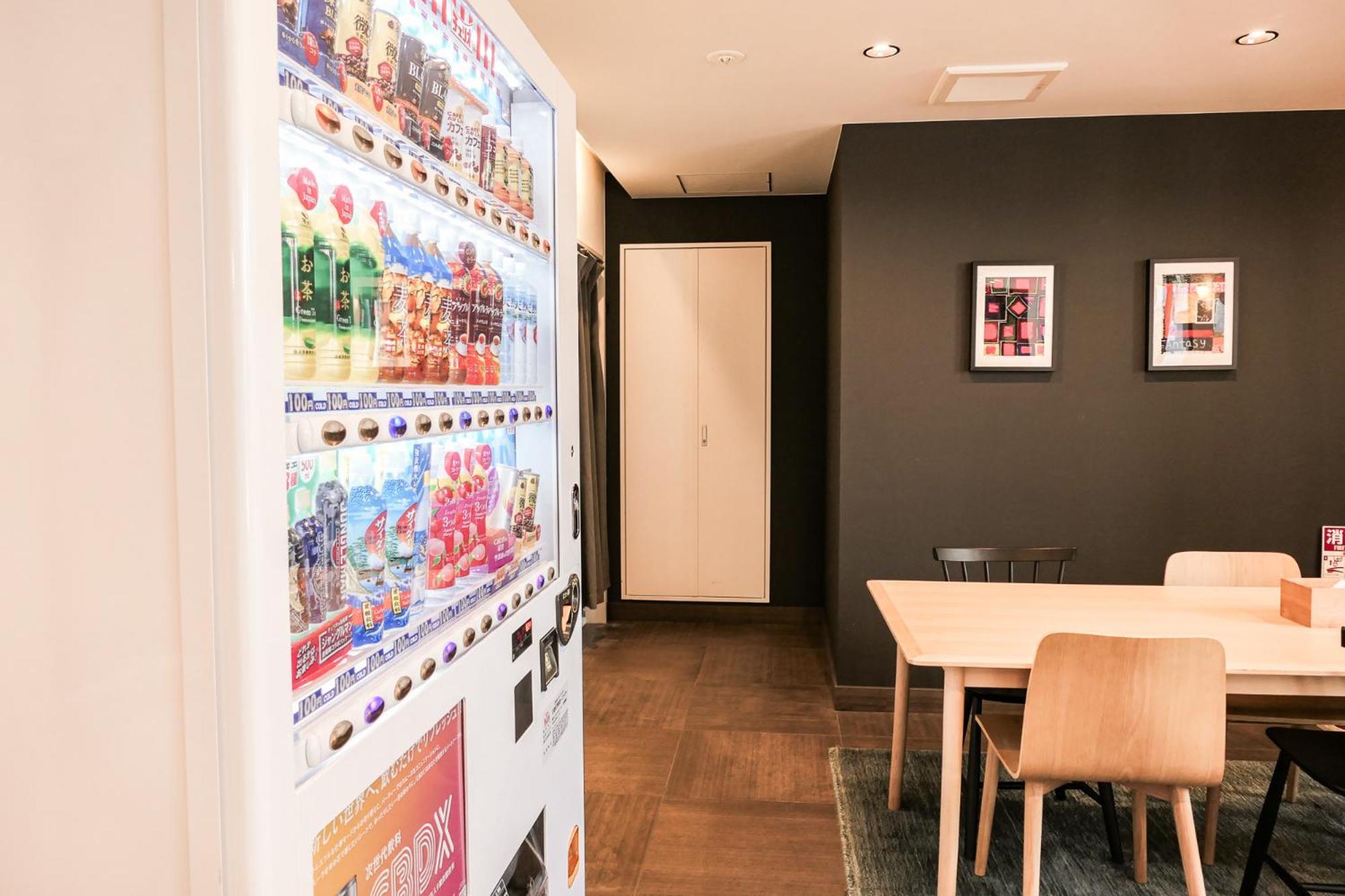Wayfarer Matsu Hotel โอซาก้า ภายนอก รูปภาพ